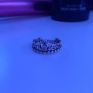 Pandora ring